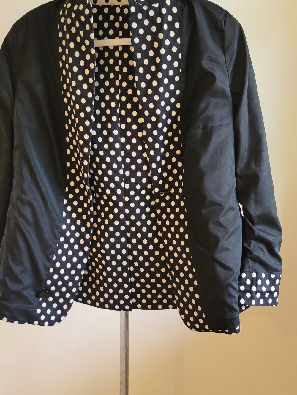 AKRIS PUNTO 14 WOMEN JACKET BLK& WHITE DOTS/LINED/27" L/21"-SLEV 4 1/2 + 24 1/2" - Picture 7 of 13